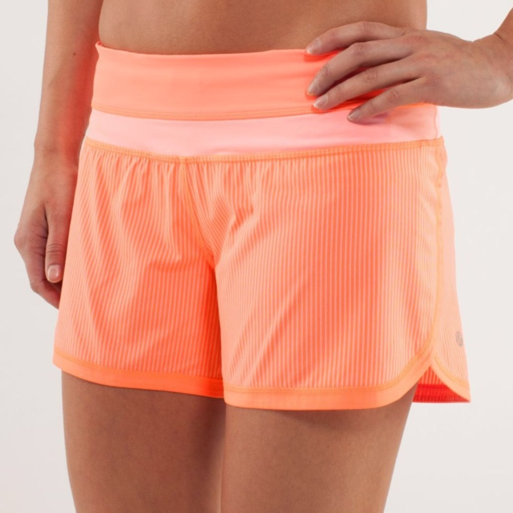 Lululemon Groovy Run Short, Pop Orange, Size 6